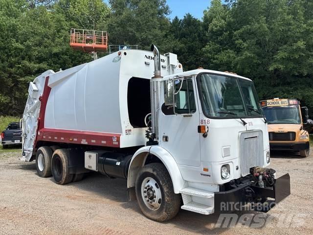 Volvo WX64 Waste trucks