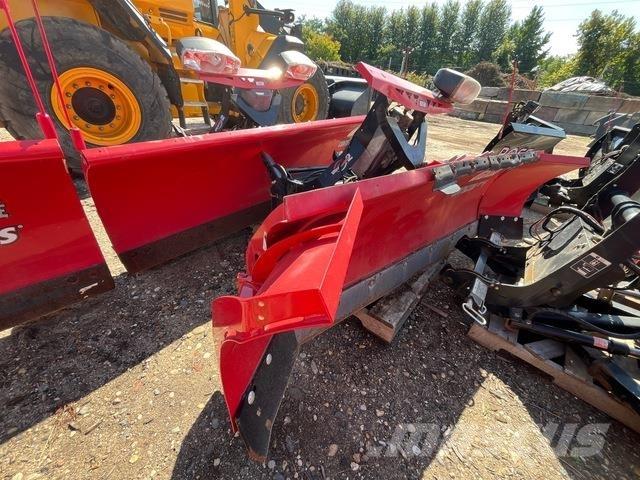 Western  Snow blades and plows
