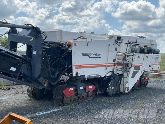 Wirtgen W2100 Asphalt cold milling machines