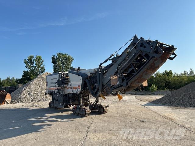 Wirtgen W210i Asphalt cold milling machines