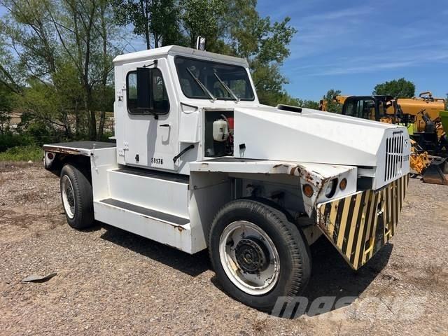  Wollard MB4 Towing truck