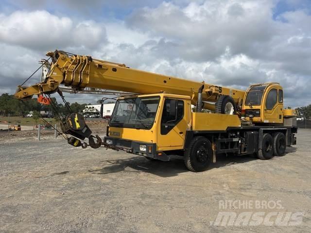 XCMG QY25K All terrain cranes