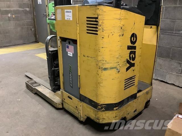 Yale NY040ACNS Reach truck