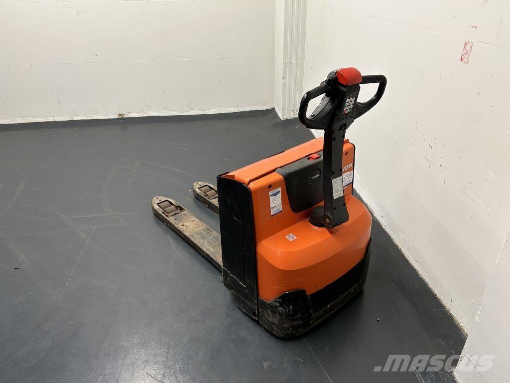 BT LWE200 - Lithium Ion Low lifter