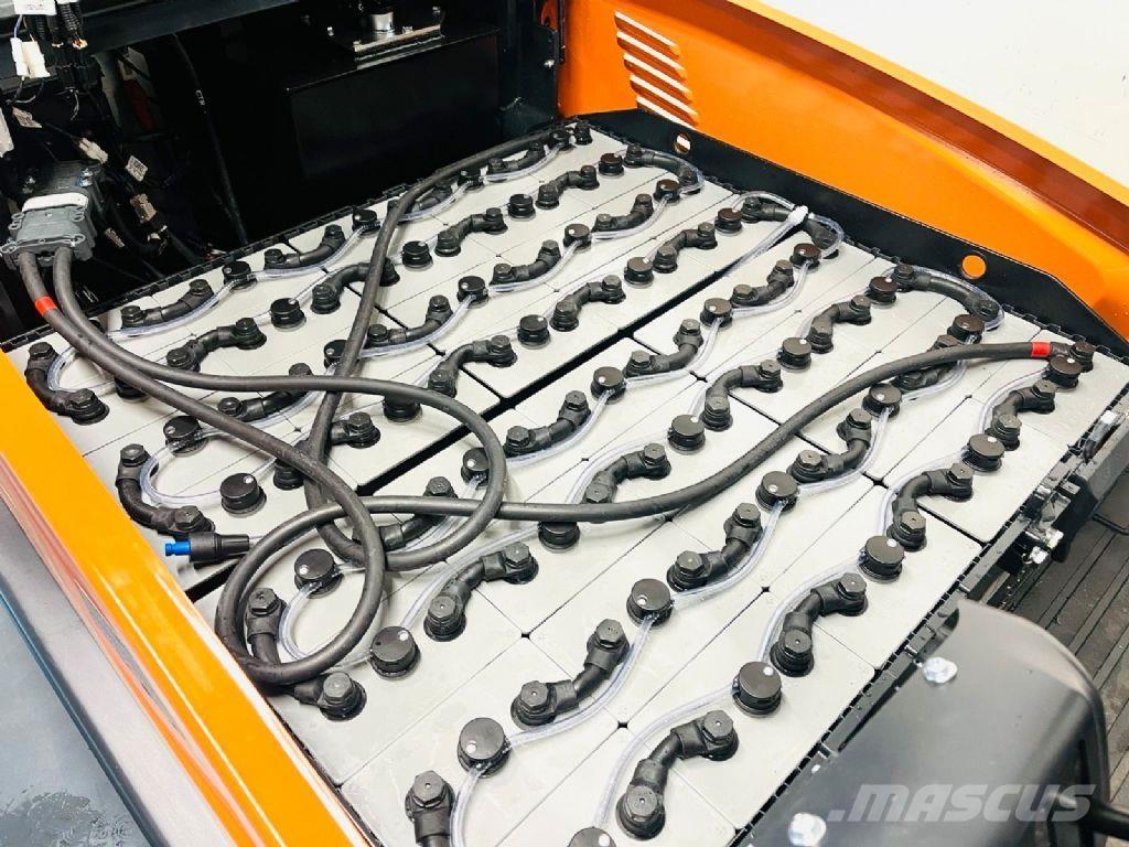 Doosan B50X-7 Electric forklift trucks