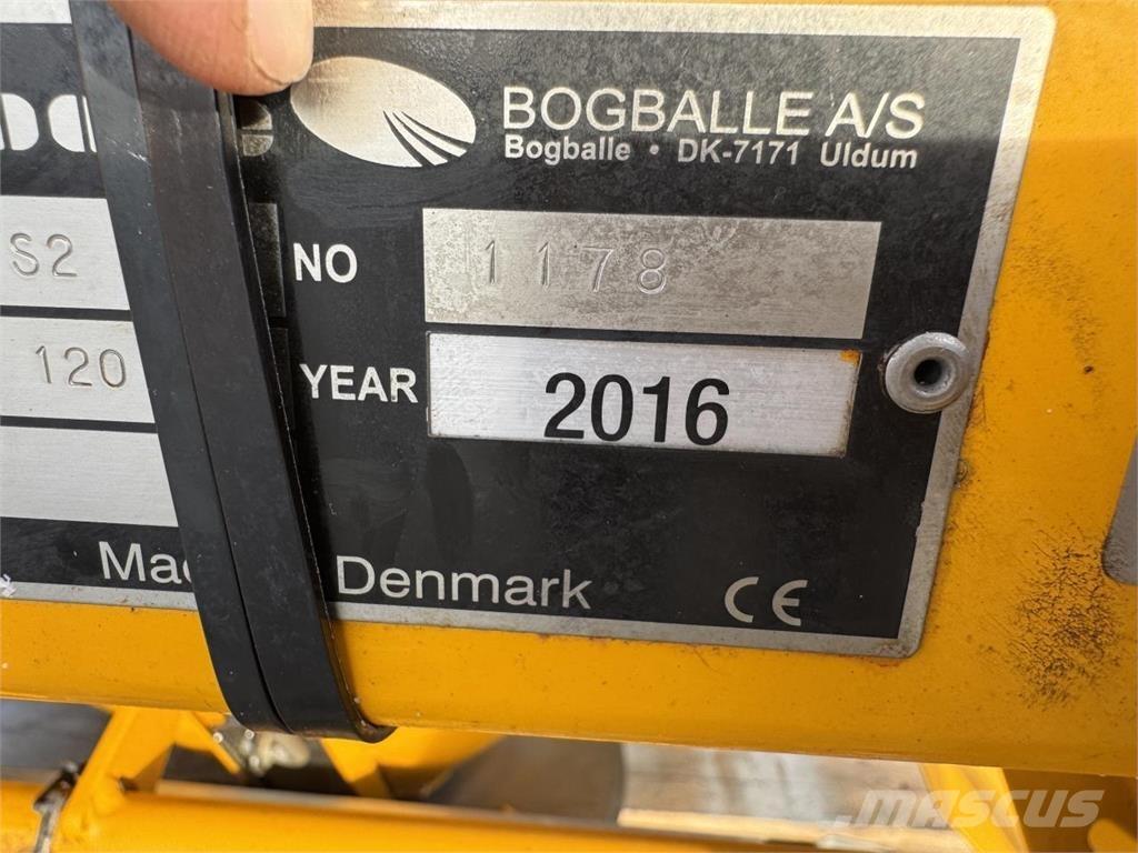 Bogballe S1 Sand and salt spreaders