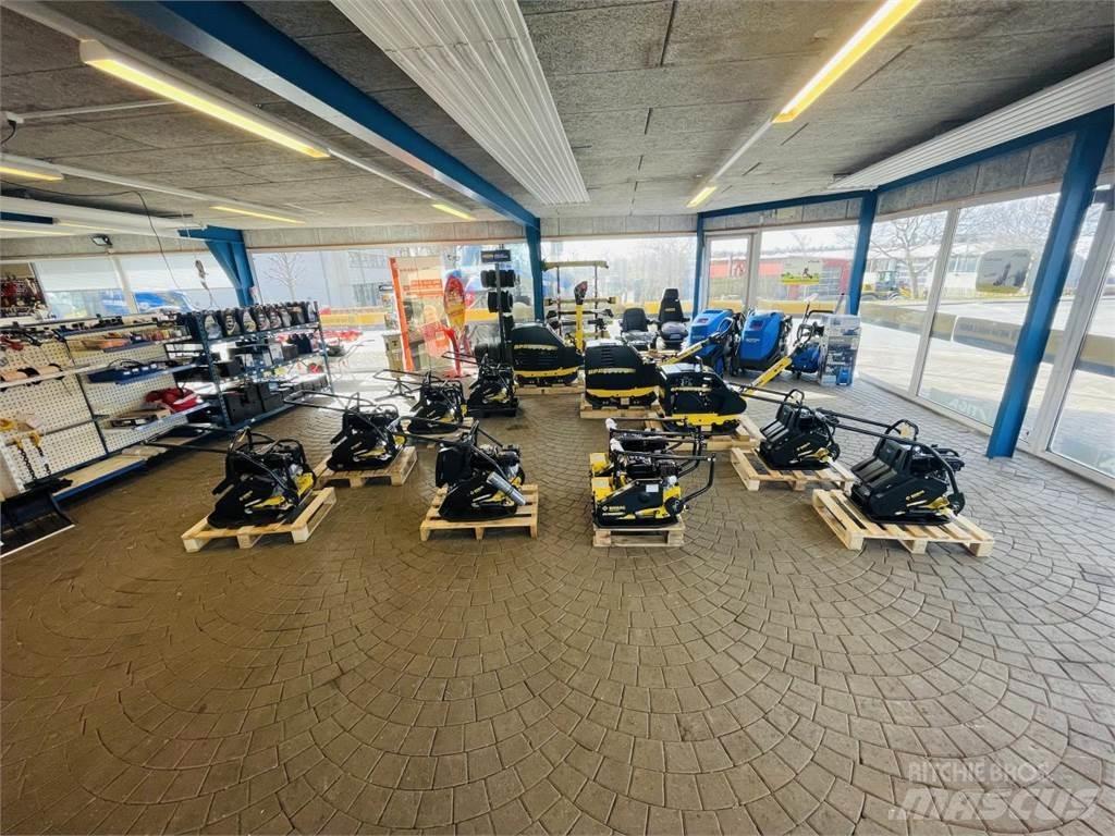 Bomag BP 25/50 Vibrator compactors