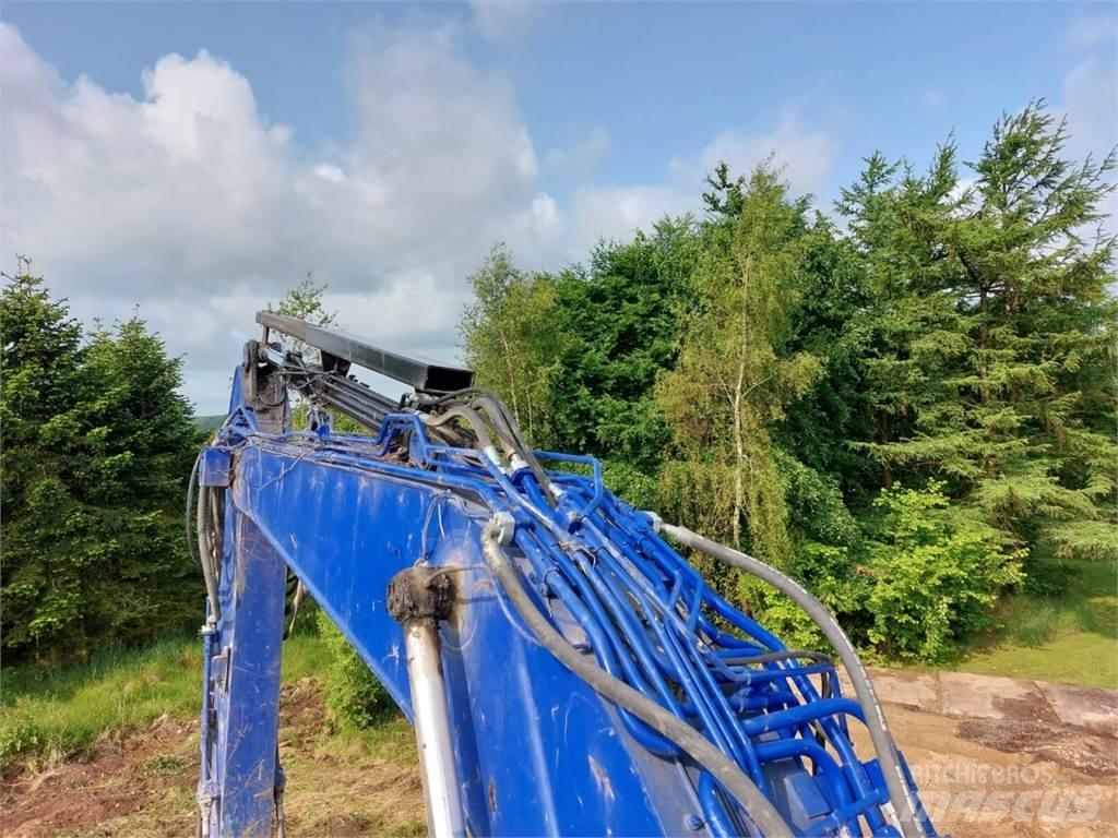 CAT 325F Crawler excavators