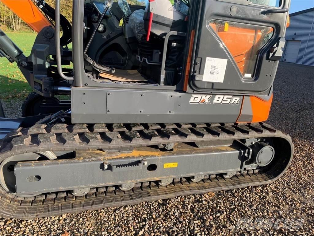 Develon DX85R-7 Mini excavators < 7t