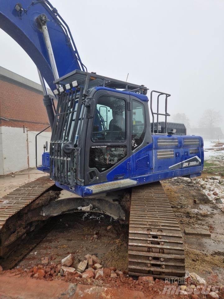 Doosan DX300LC-7 Crawler excavators