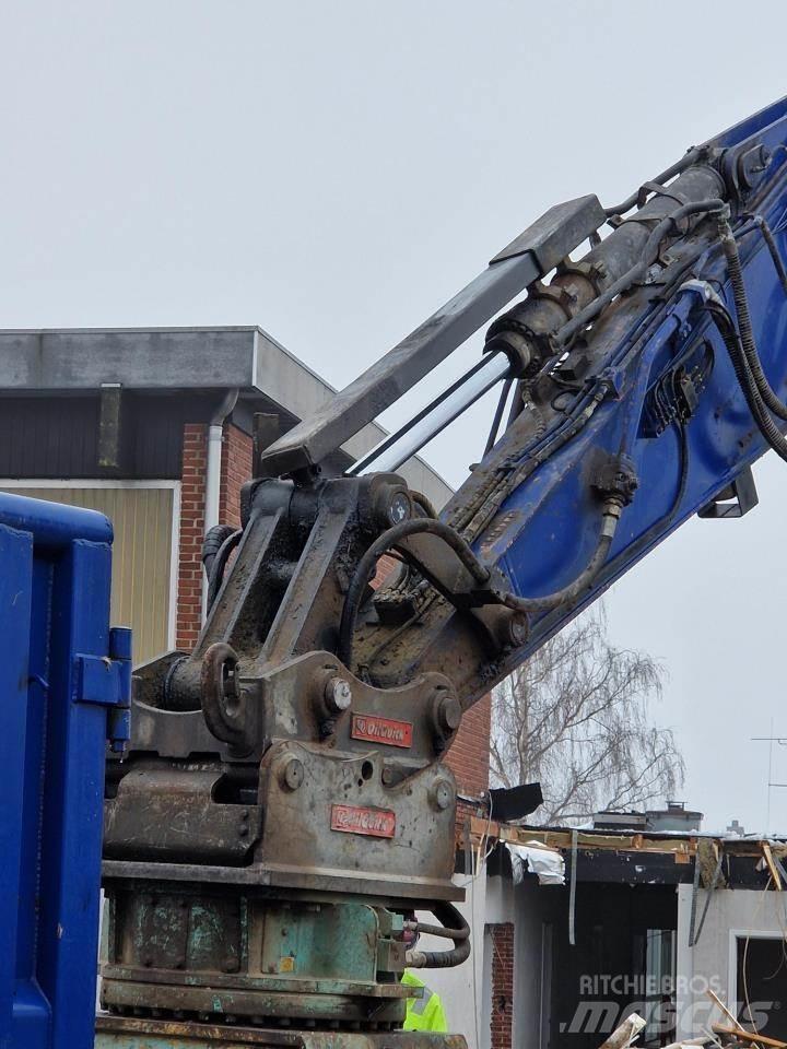Doosan DX300LC-7 Crawler excavators