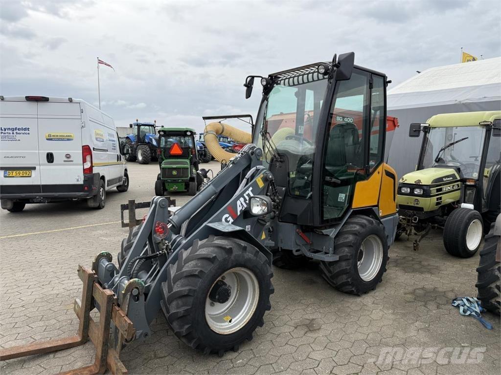 GiANT 2700HD Mini loaders