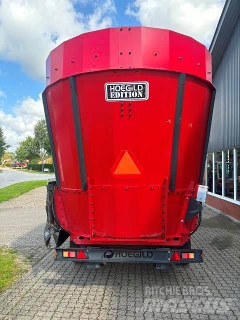  Hoegild 27 M3 Forage wagons