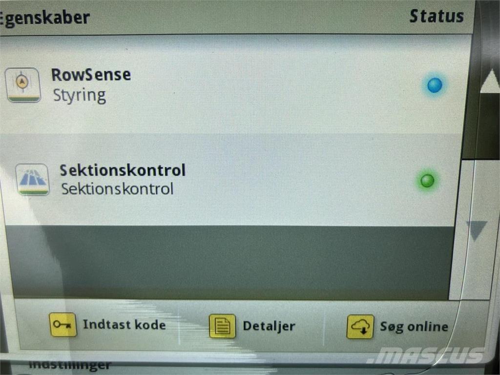 John Deere 8320R Tractors