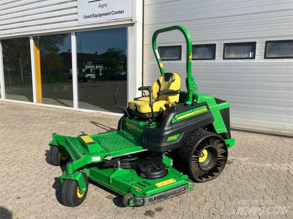 John Deere Z997 Compact tractors
