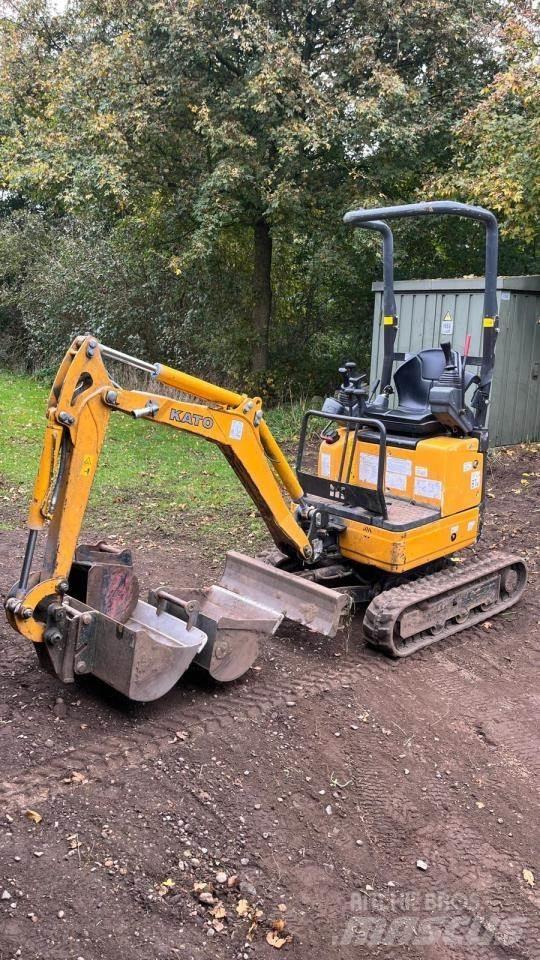 Kato 12 VXE Mini excavators < 7t