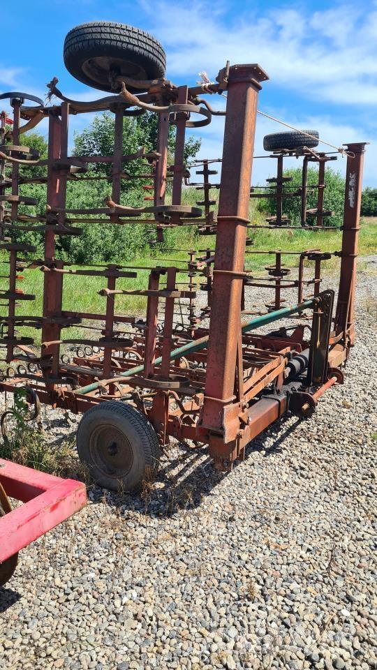 Kverneland 6M Disc harrows