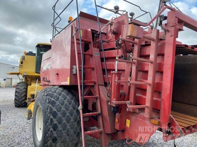 New Holland BB980 Square balers