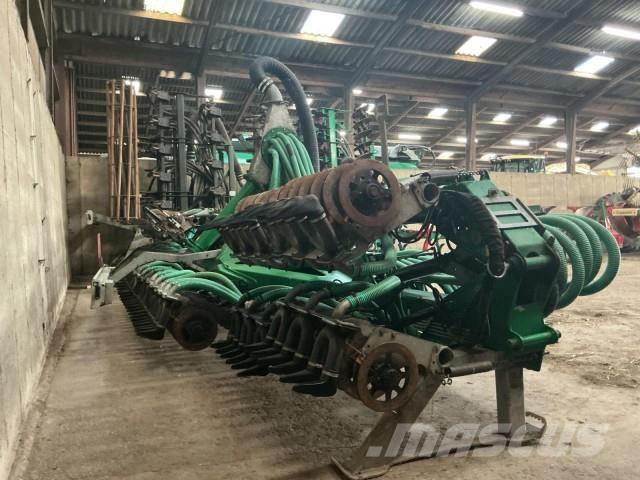 Samson TD 12 Liquid fertilizer applicators