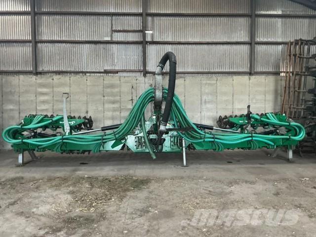 Samson TD 12 Liquid fertilizer applicators