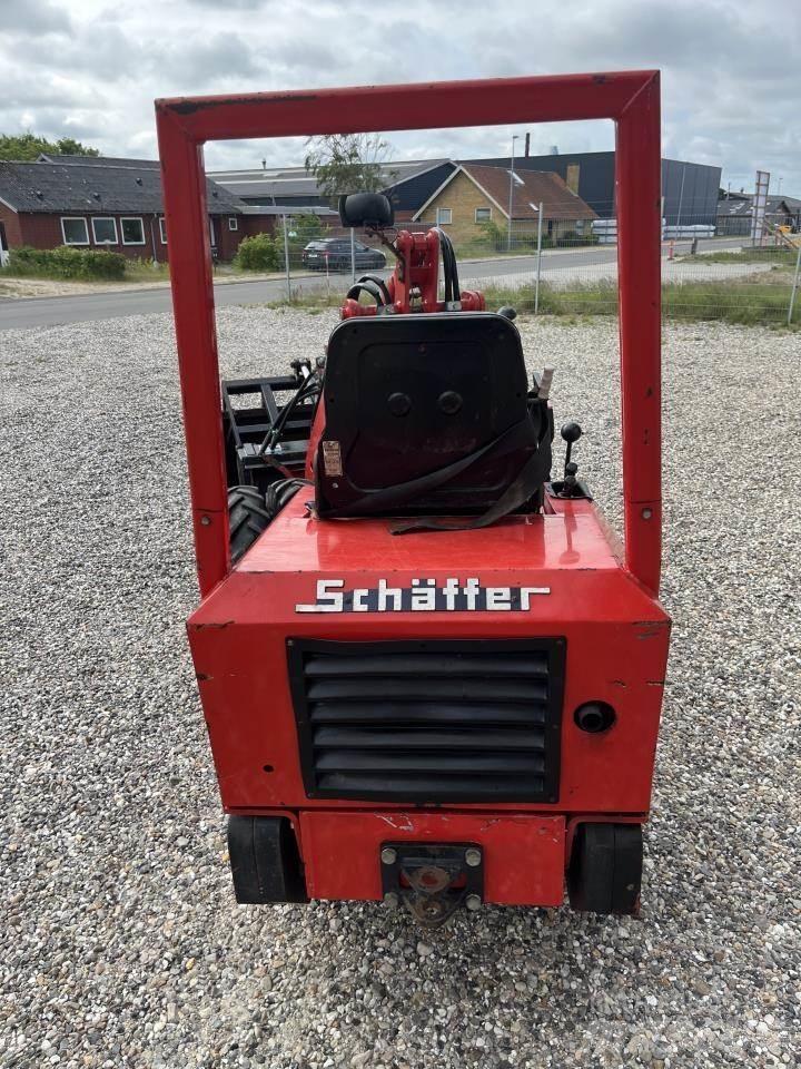 Schäffer 217 Mini loaders
