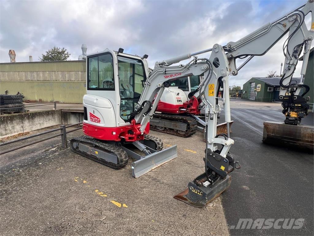 Takeuchi TB325R Mini excavators < 7t