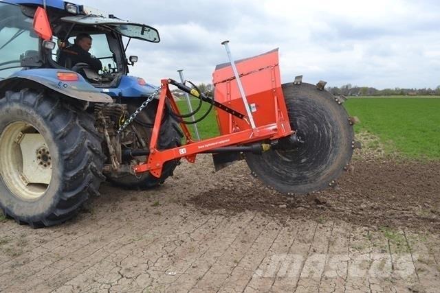  - - - BOXER D03 Chisel ploughs