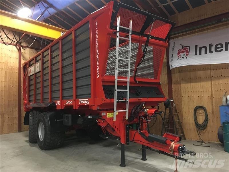  - - -  Herreros Mixer feeders