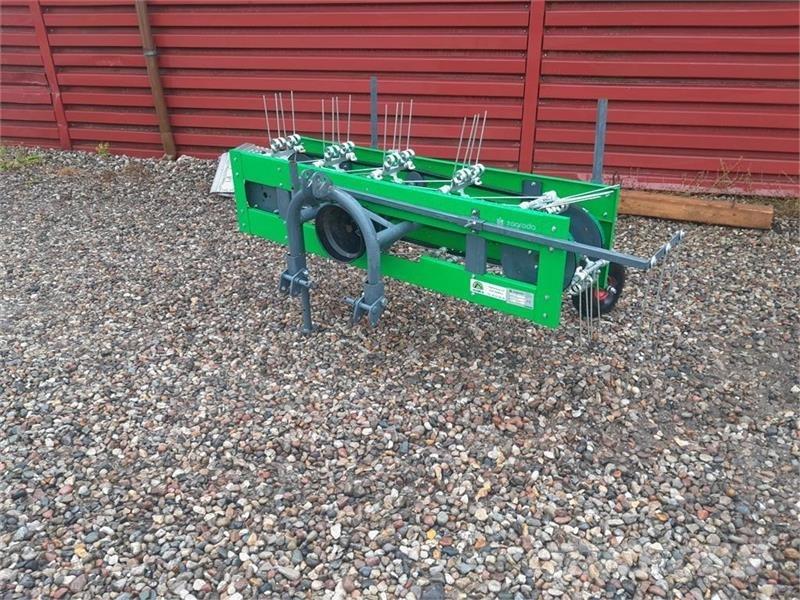  - - - HØ VENDER Compact tractor attachments