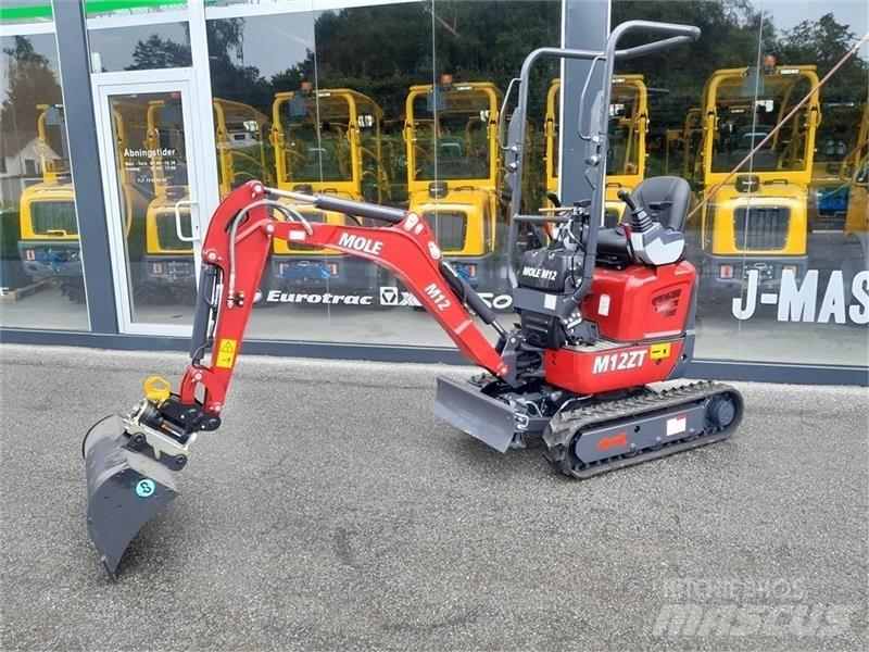 Mole M12 Mini excavators < 7t