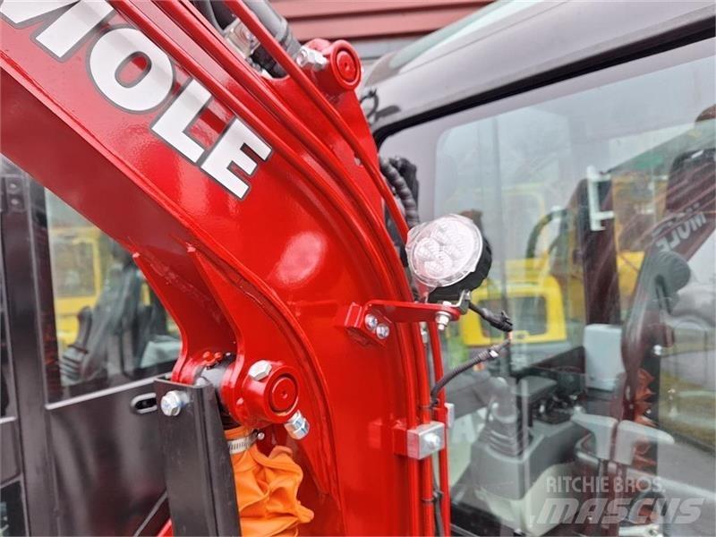 Mole M20 Mini excavators < 7t