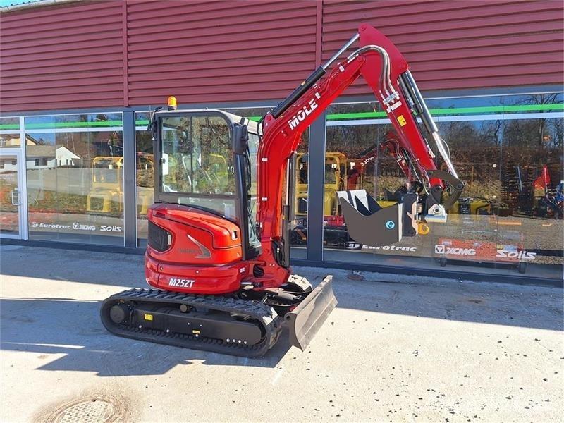 Mole M25 Mini excavators < 7t