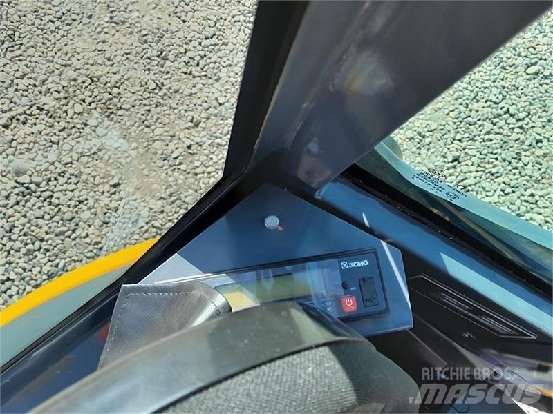 XCMG Xe27e Mini excavators < 7t