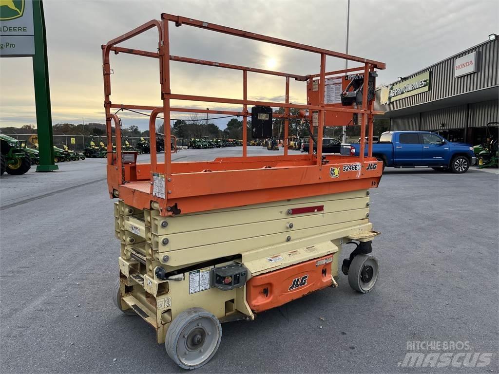 JLG 3246ES Other cranes