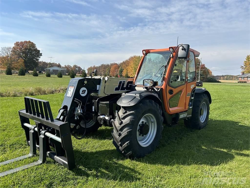 JLG 925 Farming telehandlers