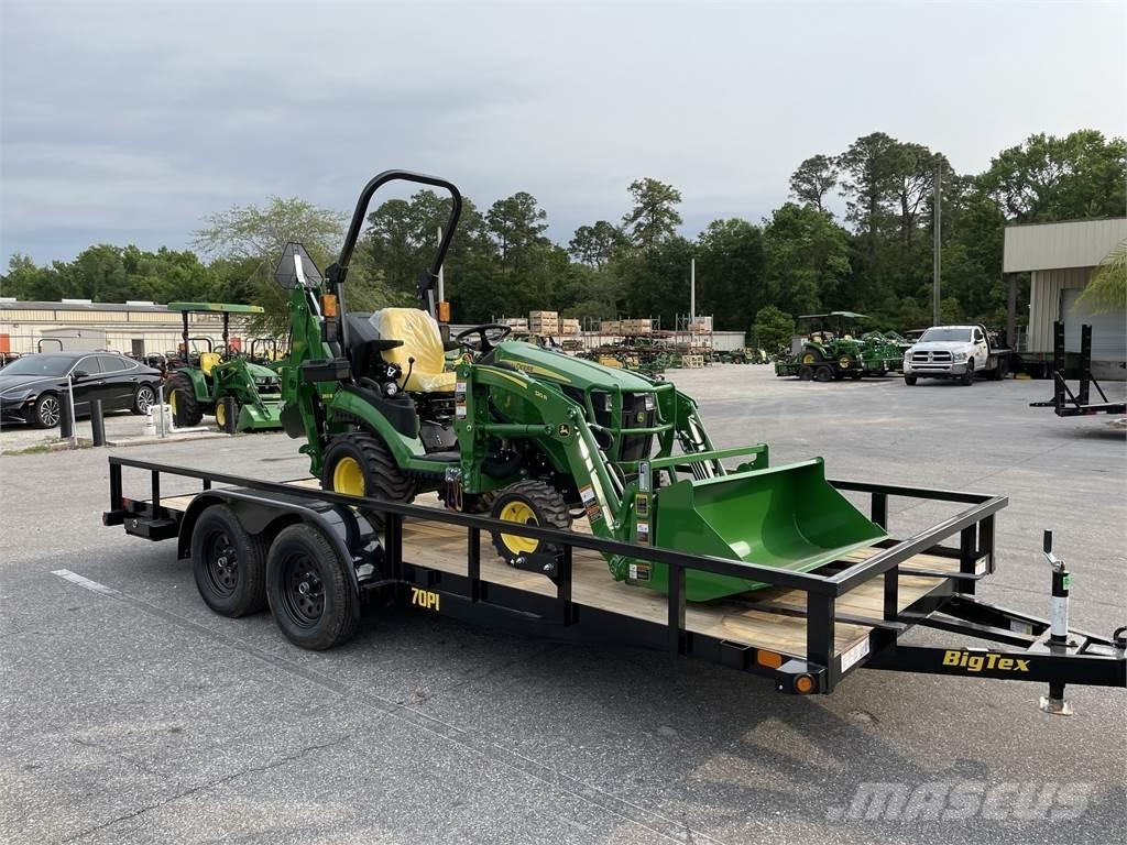 John Deere 1025R Compact tractors