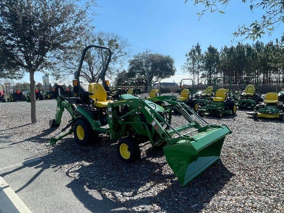 John Deere 1025R Compact tractors