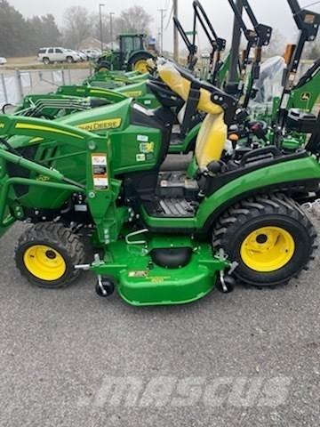 John Deere 1025R Compact tractors