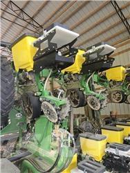 John Deere 1720 Planters