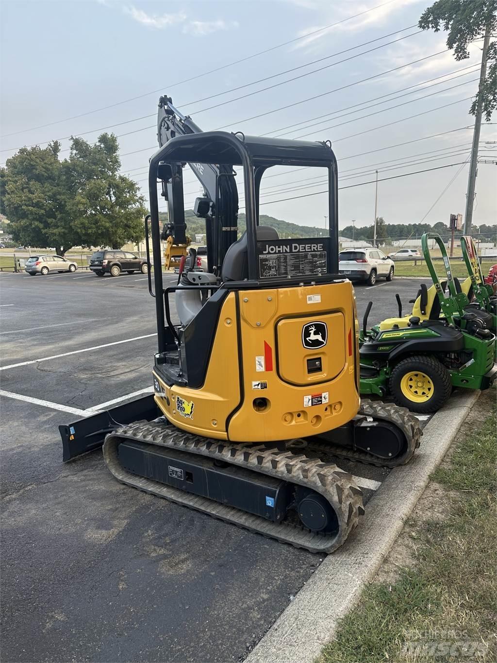 John Deere 30 P Mini excavators < 7t