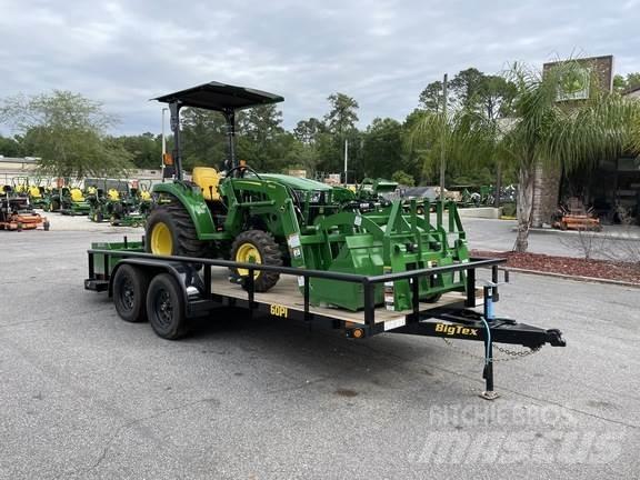 John Deere 3043D Tractors