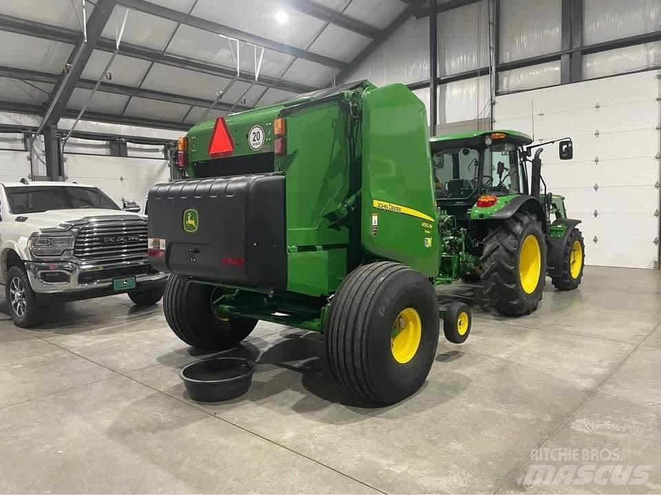 John Deere 450M Round balers