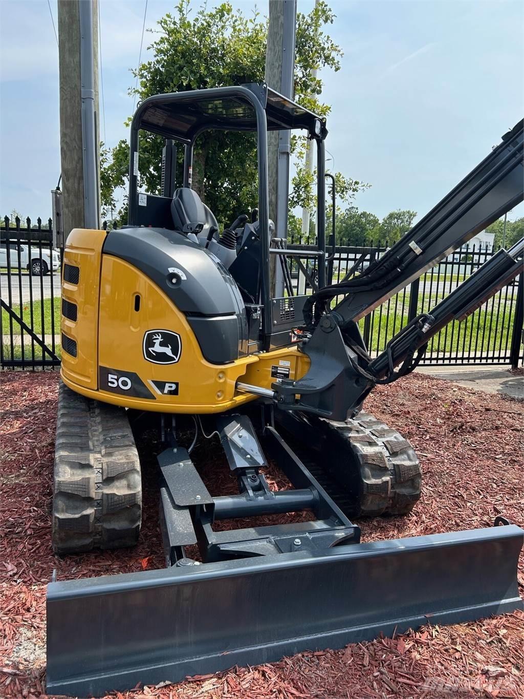 John Deere 50 P Mini excavators < 7t
