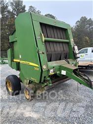John Deere 568 Round balers