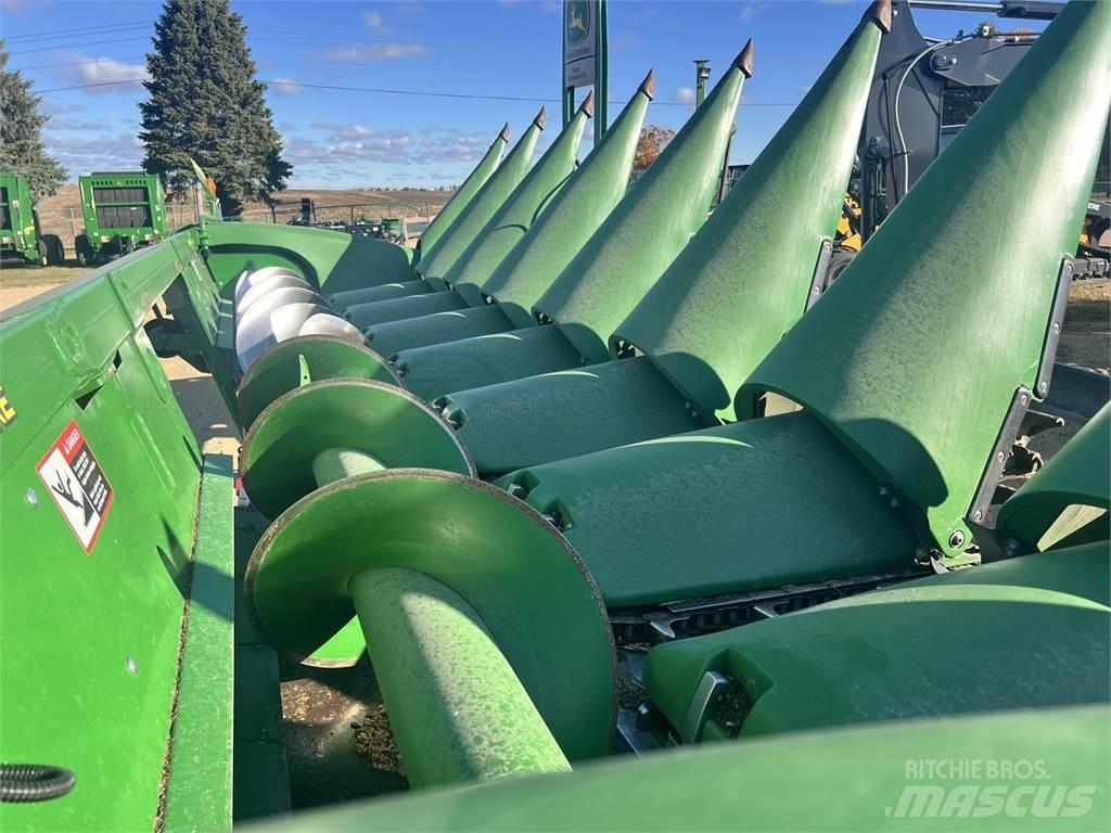 John Deere 608C Combine harvester spares & accessories