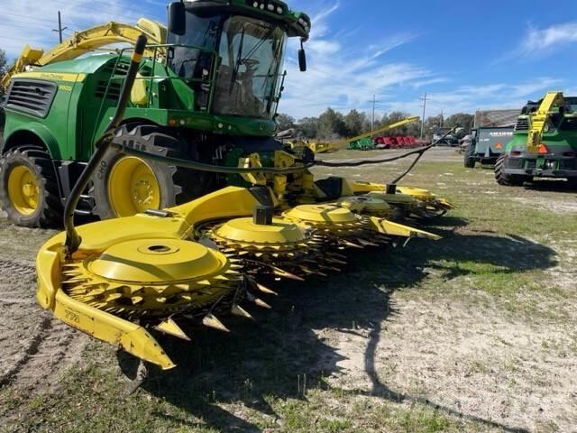 John Deere 772 Other forage harvesting equipment