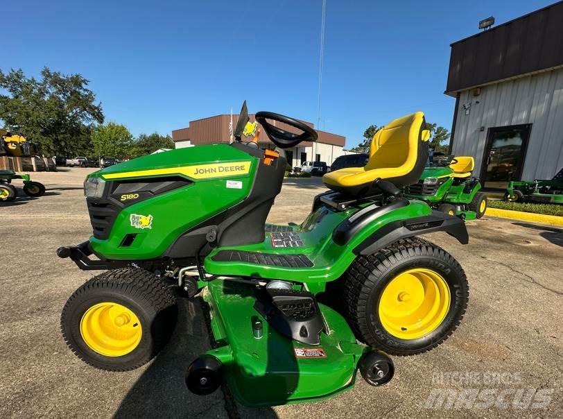 John Deere S180 Compact tractors