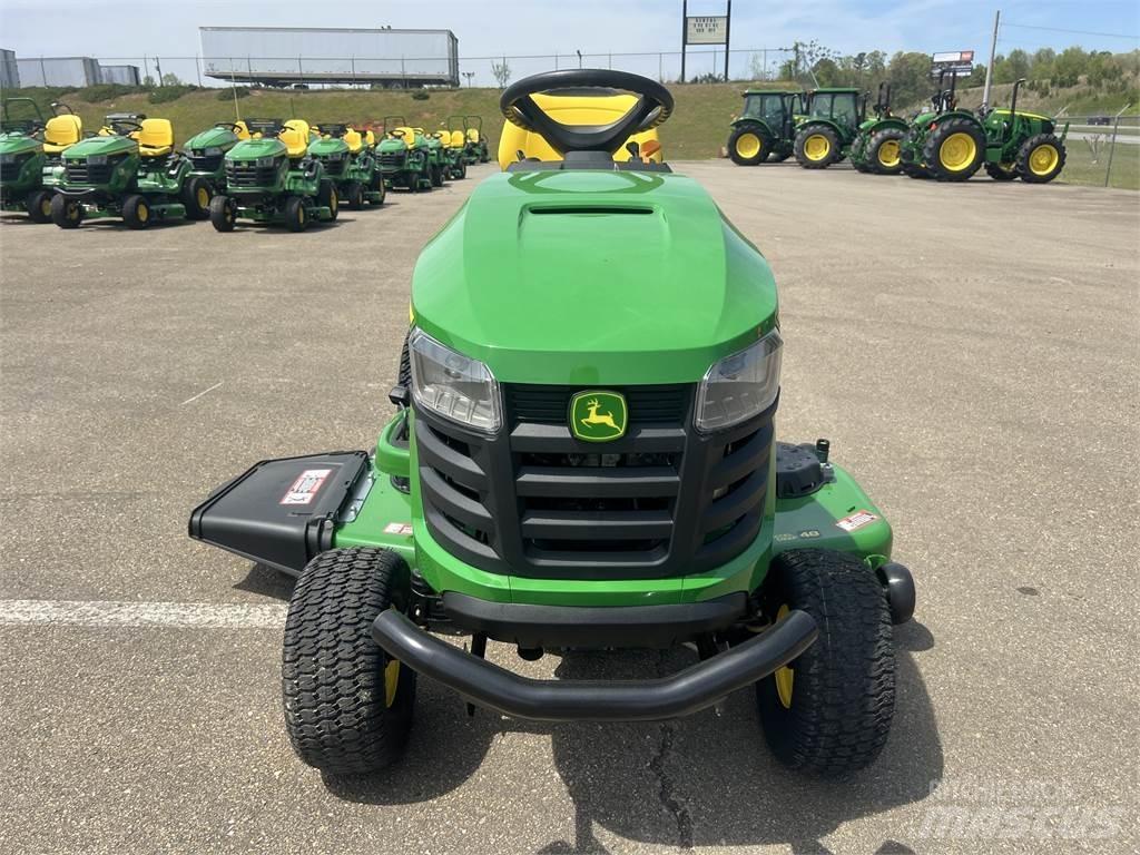 John Deere S240 Compact tractors