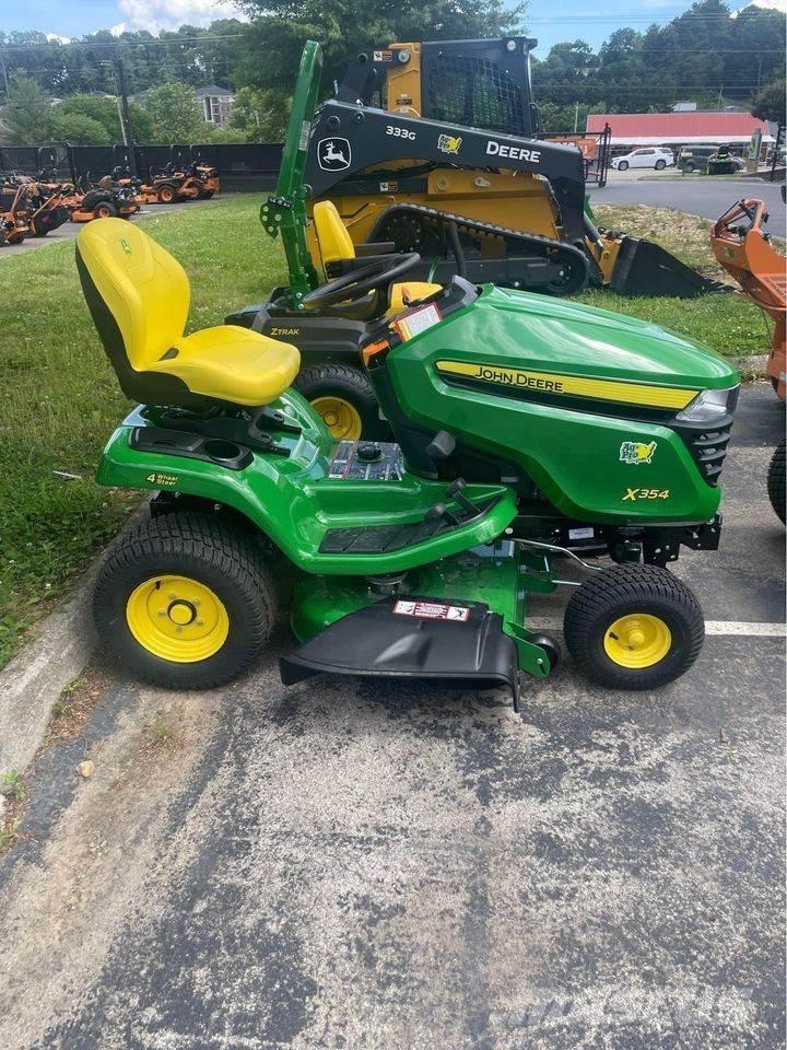 John Deere X354 Compact tractors