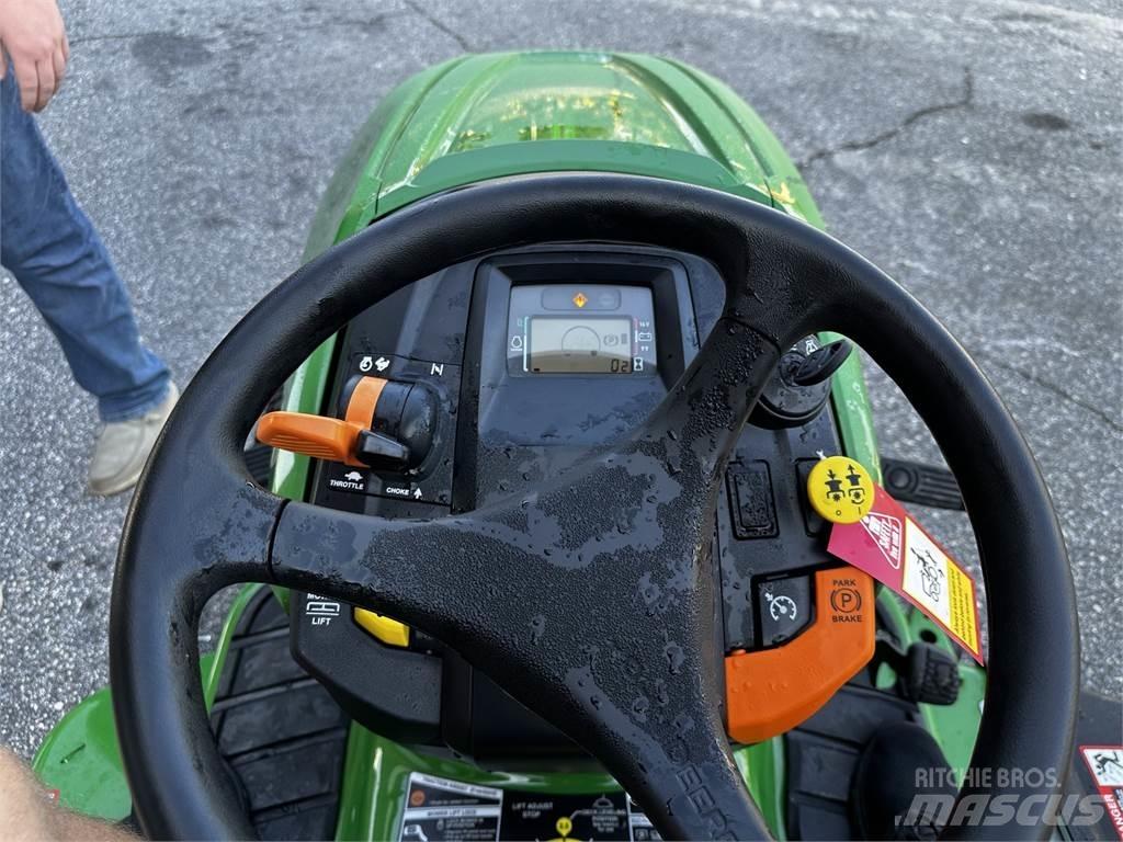 John Deere X380 Compact tractors